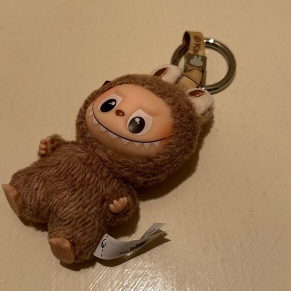 Authentic PopMart Labubu The Monsters Pin for Love Series "&" Brown Plush Pendan - Picture 11 of 11